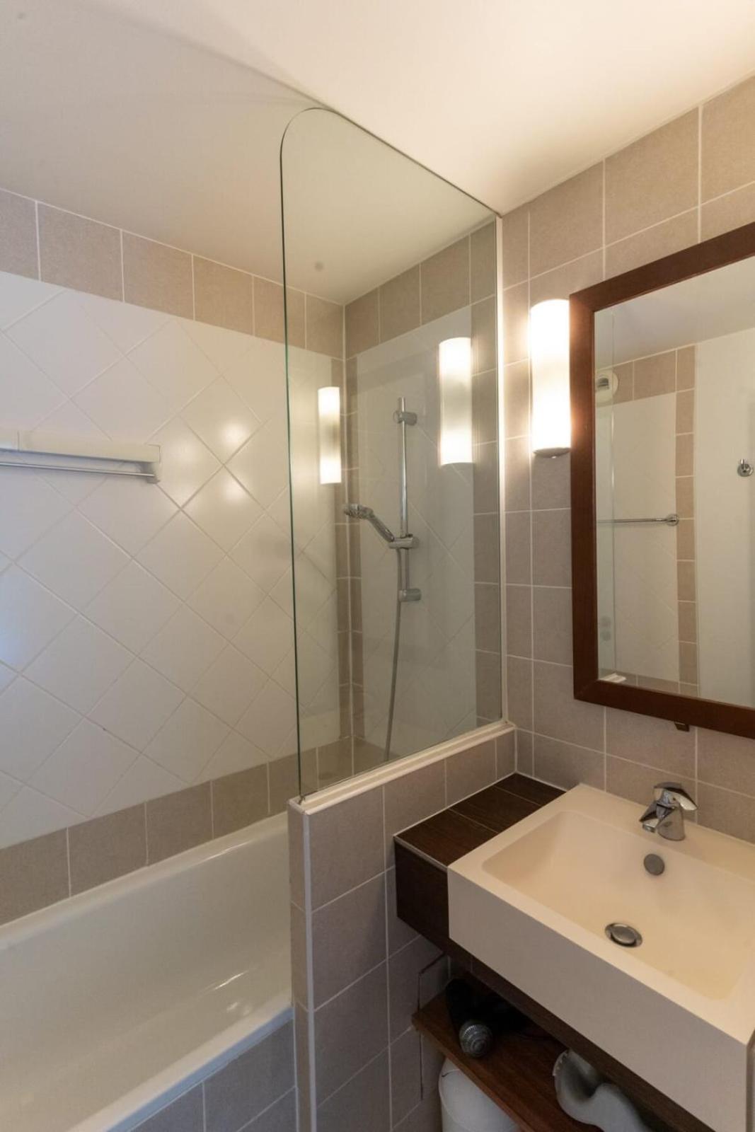 Beautiful Flat With Swimming Pool Tennis Court And Private Car Parking 09 Le Touquet Exterior photo